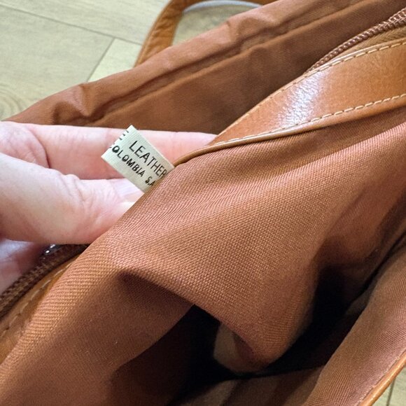 Piel Leather Large Handbag with Organizer Crossbody – Saddle Brown - Picture 12 of 15